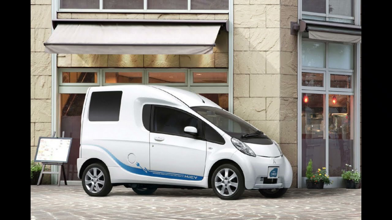 ■ i-MiEVが“フルゴネット”に！三菱自動車は、「iMiEV」の派生モデルで、広大な荷室を誇る電気自動車、その名も「i-MiEVカーゴ」を出展（webCG）東京モーターショー2009