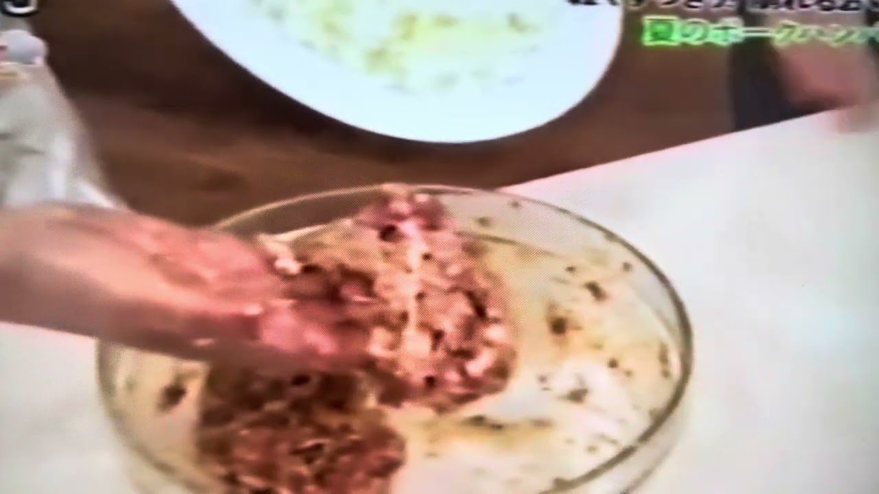 糸引いてる#久富慶子