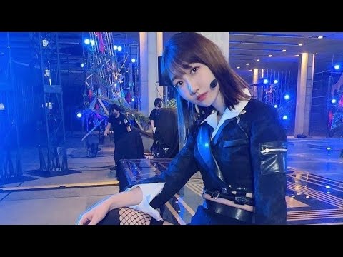 柏木由紀　AKB卒業後初のソロライブ開催　ミニ丈衣装披露に「ビジュ良すぎ」「伝説のアイドル」の声