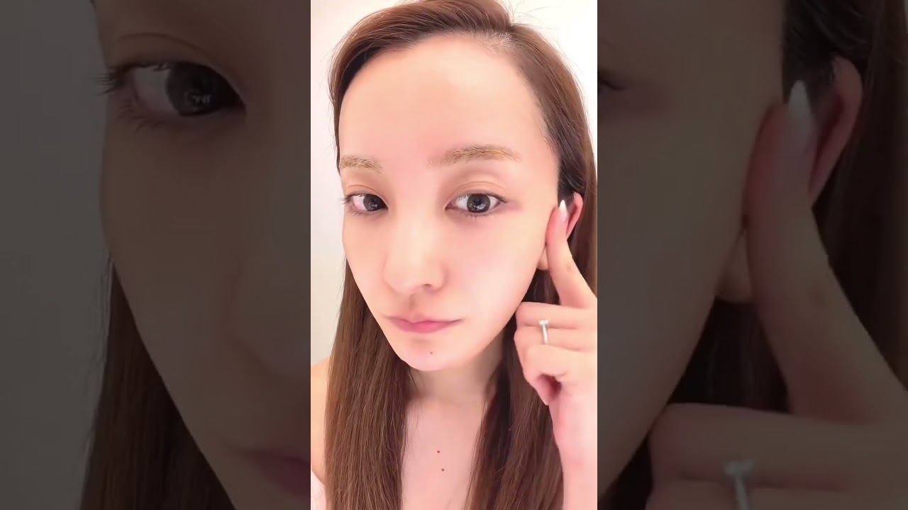 #板野友美