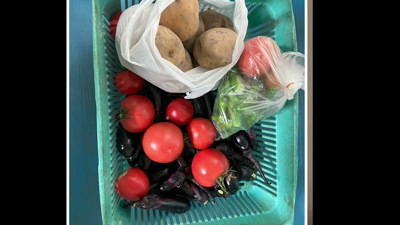 お父さんが実家で採れた野菜を届けてくれました