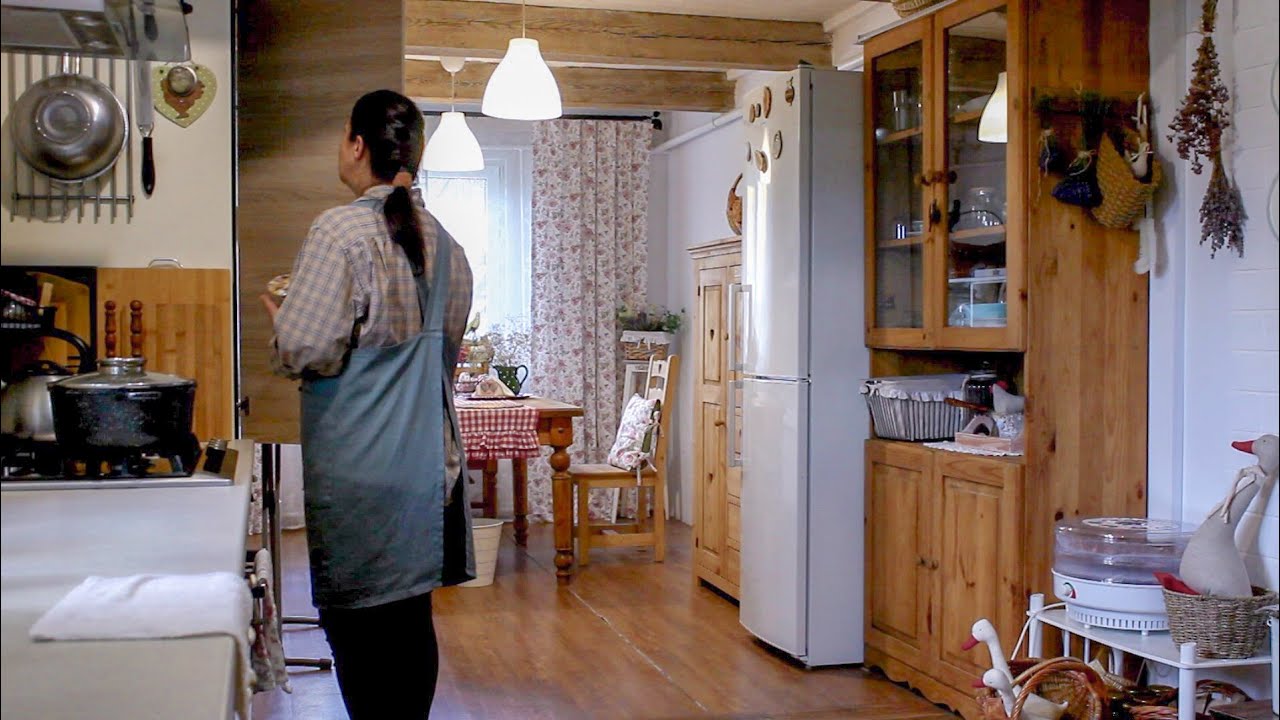 Enjoy the simple and slow village life. Gifts of the forest and a cozy home. Sew morel mushroom