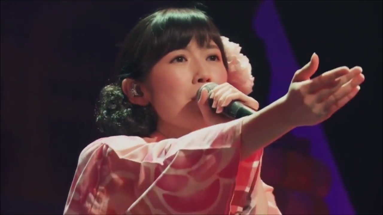 Watanabe Mayu - Saba no Kanzume LIVE | まゆゆこと渡辺麻友です　「サバの缶詰」