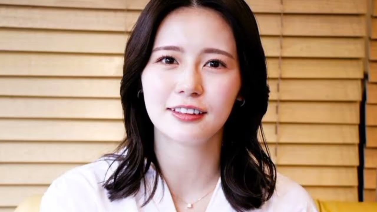 え、透けてる？井口綾子の背中パックリ白ドレス姿に「間違いなく世界で一番スタイル良い！」とファン絶賛！