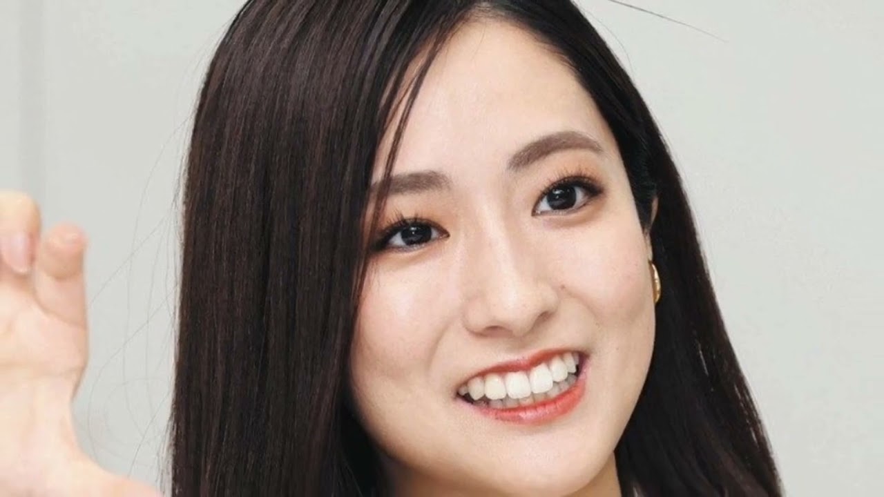 TBS田村真子アナ＆宇賀神メグアナ、(G)I-DLEのライブへ うちわ持った2ショットに??