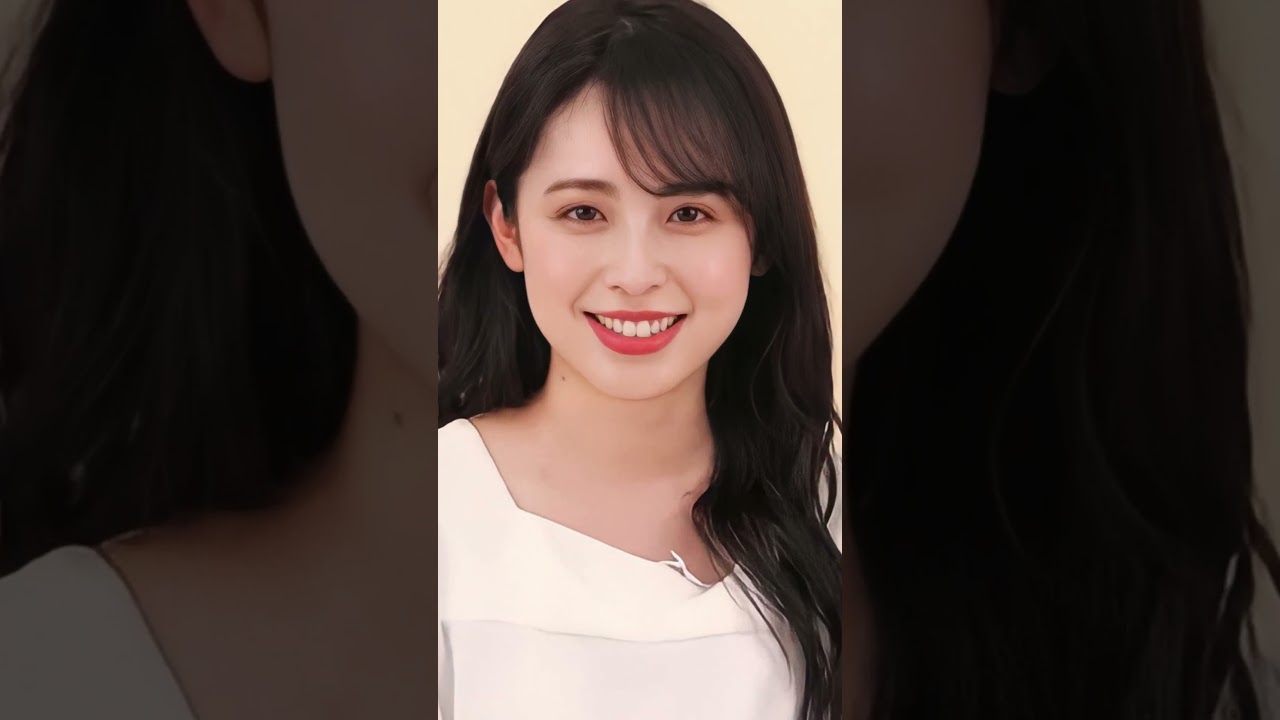 Shorts #youtubeshorts #Akiko Kuji #showing #sleeves #viral #news