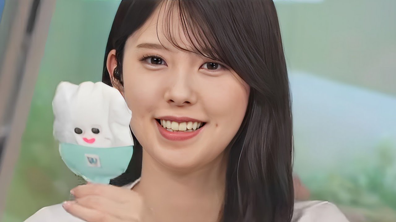 アイテムを出した時の効果音が可愛いと密かに話題のお天気お姉さん