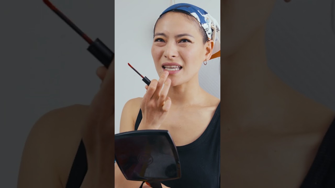 まずは赤リップから！菅原小春の引き算メイク。 #beautysecrets #ビューティーシークレット #voguejapan