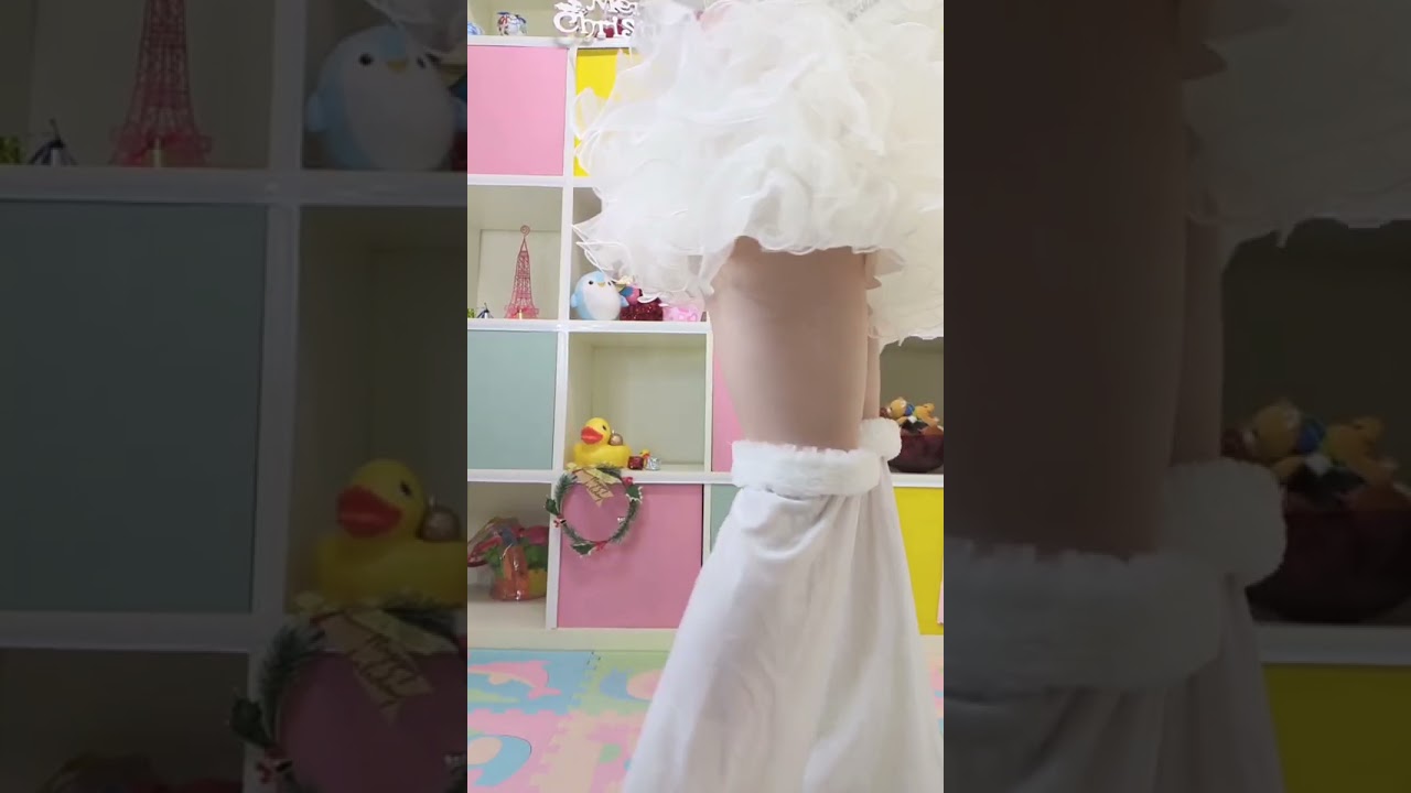 スローモーションで撮ってみた【パンチラ】