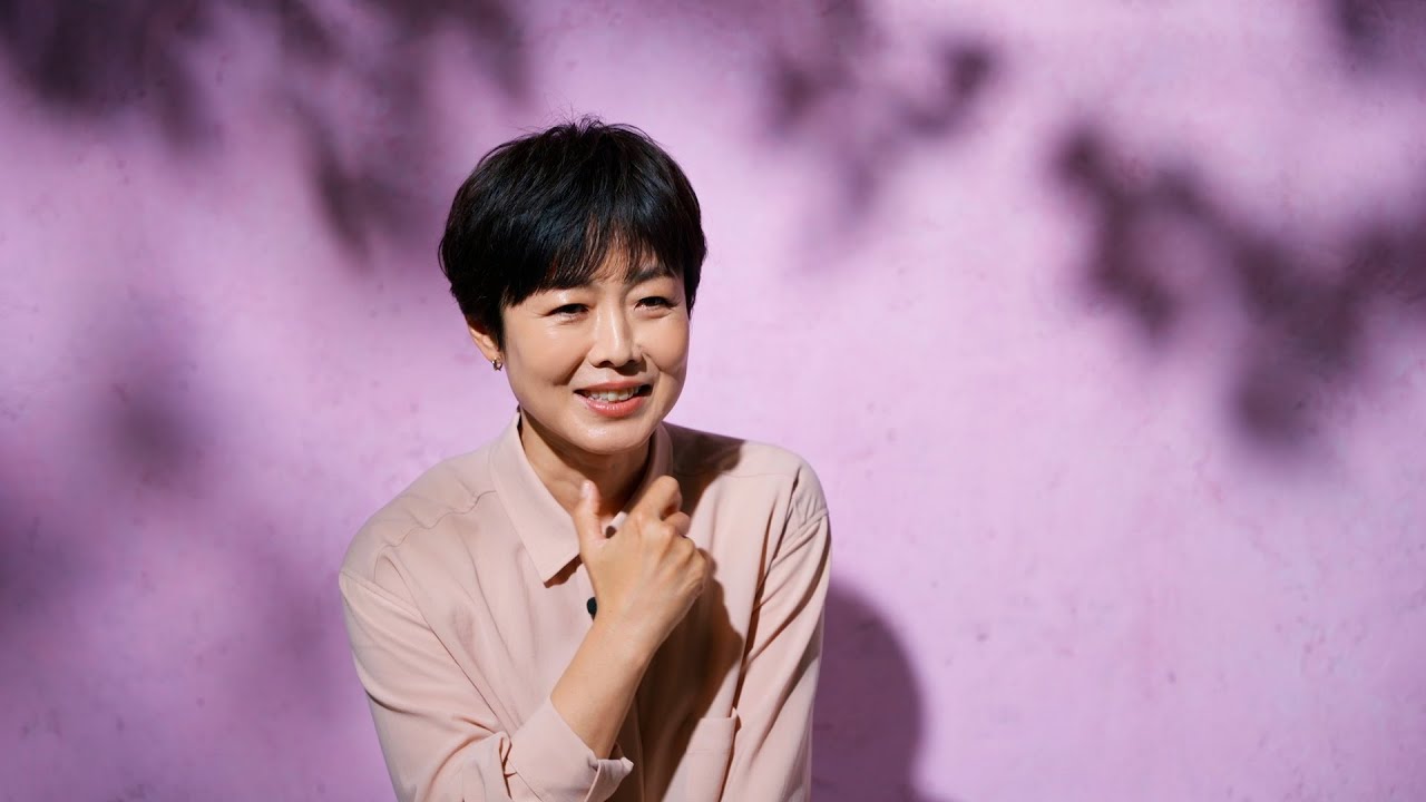 有働由美子、長年のアナウンサーキャリアを支える“秘伝の技”を伝授「ここぞ！という時には…」　バップフォーレディ新TVCM「突然の尿意」篇＆メイキング