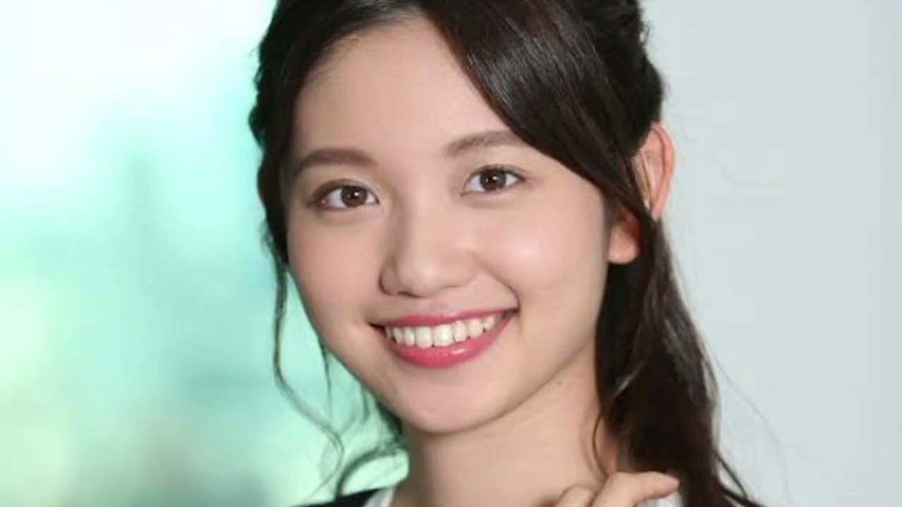 結婚を公表したテレ東・田中瞳アナ「『モヤさま』で私は“丸裸”にされてしまうんです」…高校時代に殻を破ろうとして…初エッセイ本でも明かされる、恥ずかしエピソード..