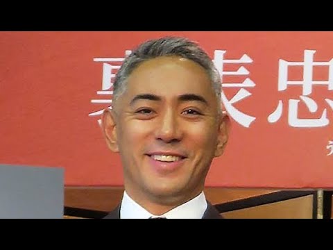 市川團十郎「麻央のコート着れるようになりました」長女の姿に「後ろ姿が雰囲気がよく似てる」