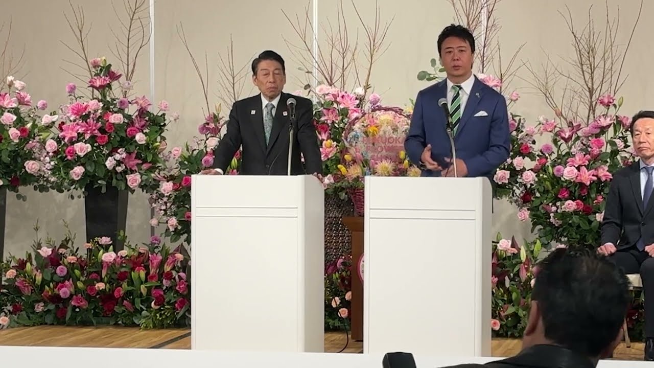 福岡市長 高島 宗一郎 福岡県と福岡市による一人一花運動についての連携に関する共同発表に出席しました