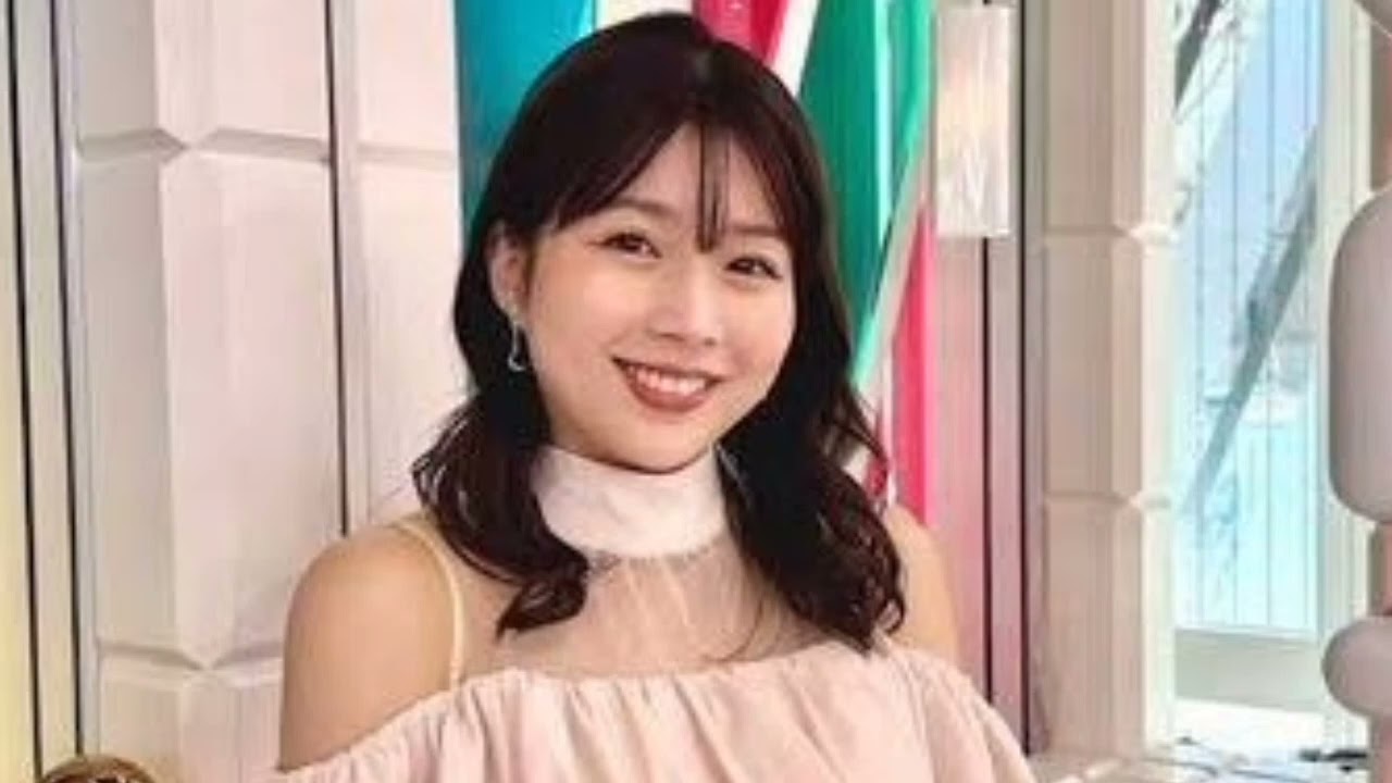 テレ朝・田中萌アナ、美肩みせワンピース衣装に「そのままクリスマスパーティーに行けそう」の声