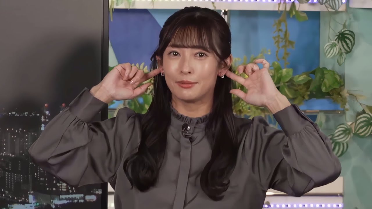 24.12.20 ムーン あいりん 衣装紹介 #山岸愛梨 🍙 (4K 60fps アップコン)