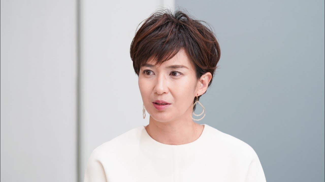 内村光良の妻・徳永有美アナが「お美しい」「スタイル抜群」と話題！４８歳のデニムワンピ姿が素敵