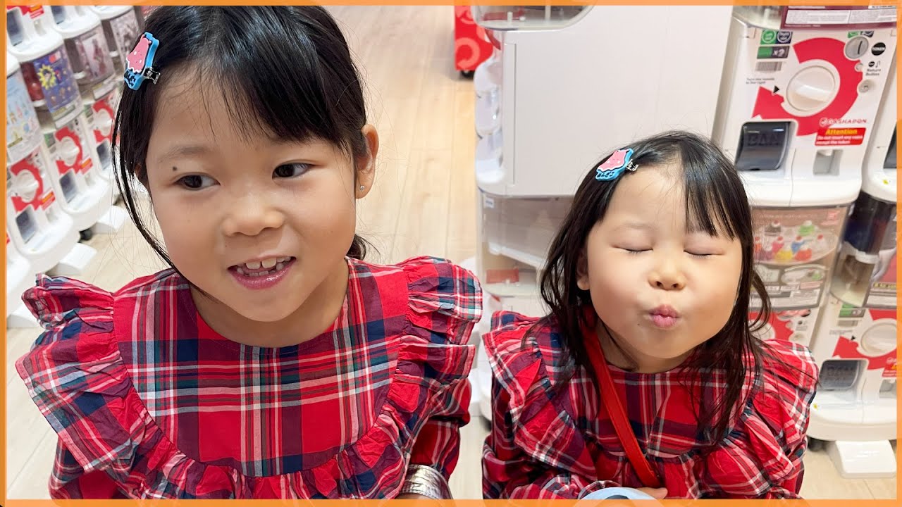 ぽるぽる姉妹の「日本のガチャガチャ in アメリカ」