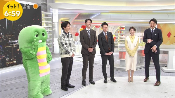 1 (9)