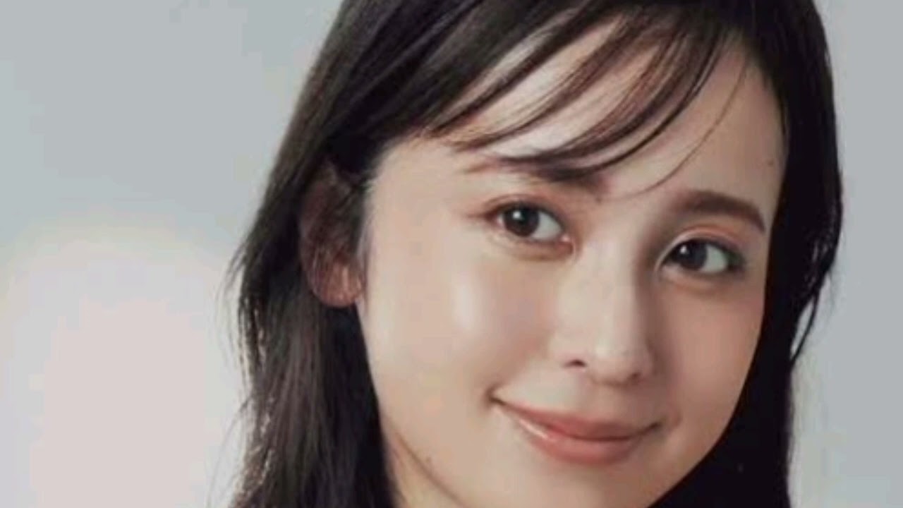元フジ久慈暁子アナウンサー「おうちの植物」を公開「すてきなインテリア」「おしゃれですね！」