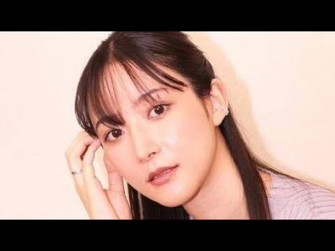 ＜山崎あみ＞身長170センチの抜群スタイル　“美しすぎるラジオDJ”が週刊誌グラビア　「全てのカットが妖艶でキレイ」