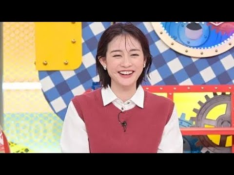 ＜新井恵理那＞チュニックシャツ×スパッツの大人可愛い定番コーデ　リボンタイのブローチがアクセントに