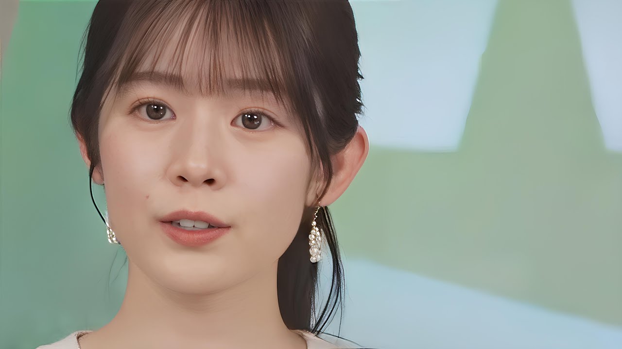 パパぴんとのスキー中に突進されたエピソードを話す青原桃香さん