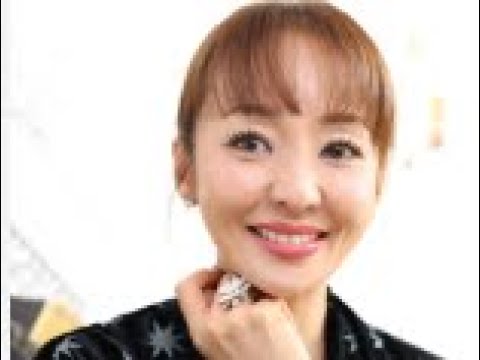 神田うの　フジの港浩一前社長に、投げキッス！