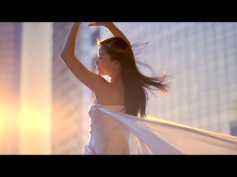 篠原涼子・滝川クリステル : エリクシール (201410)