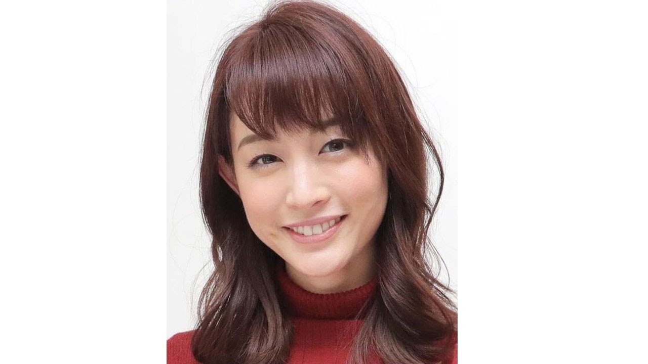 第2子妊娠中の新井恵理那さんは35歳の誕生日を迎え、「ミルフィーユのような美しい食感を目指して頑張っています」と語った。