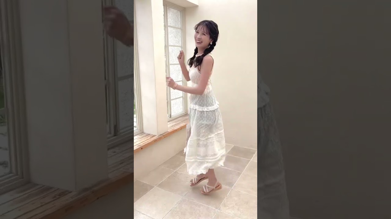 【戸北美月】カレンダー撮影の合間にヘアメイクさんが撮ってくださった動画🌼☺️