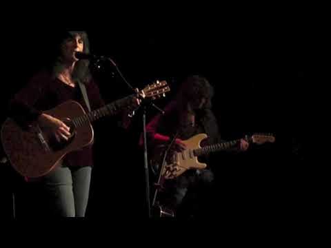 Karla Bonoff - Trouble Again (Live)  カーラ・ボノフ /  涙に染めて