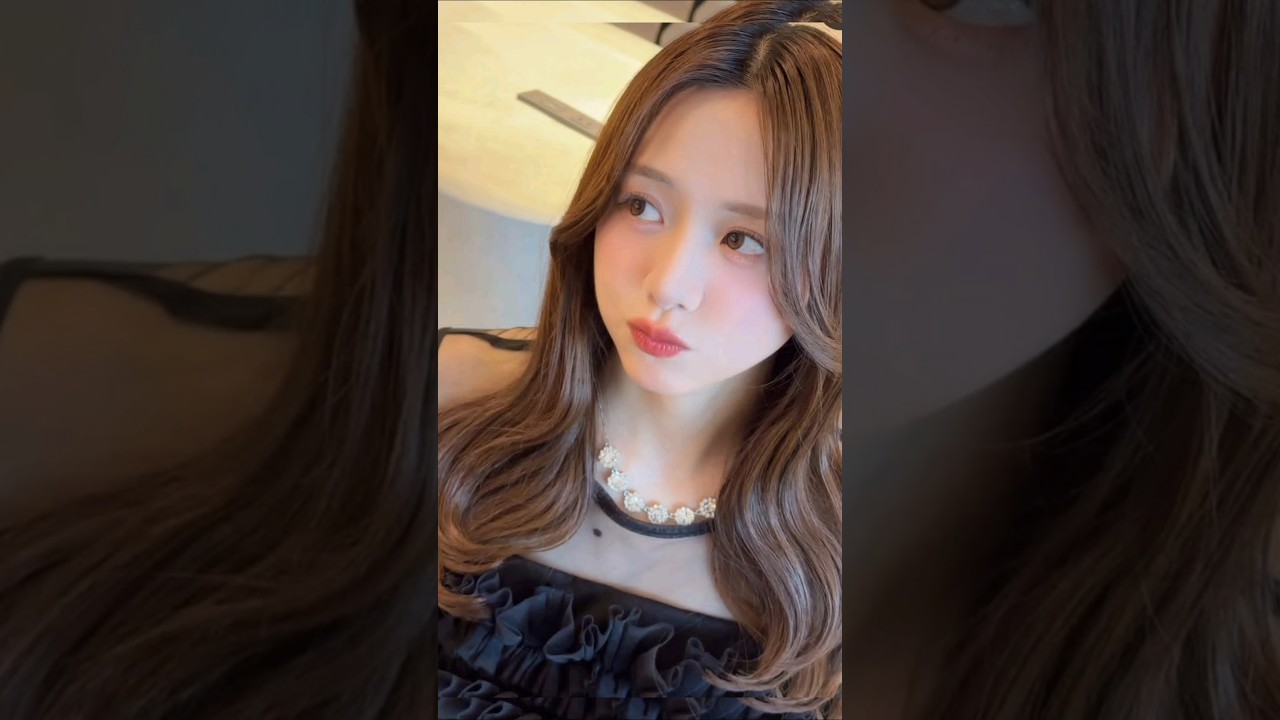 森香澄　オフショルブラウスでアンニュイな表情浮かべる姿に「セクシーで可愛い」「つやつやだ…」の声 #nhks #nhk