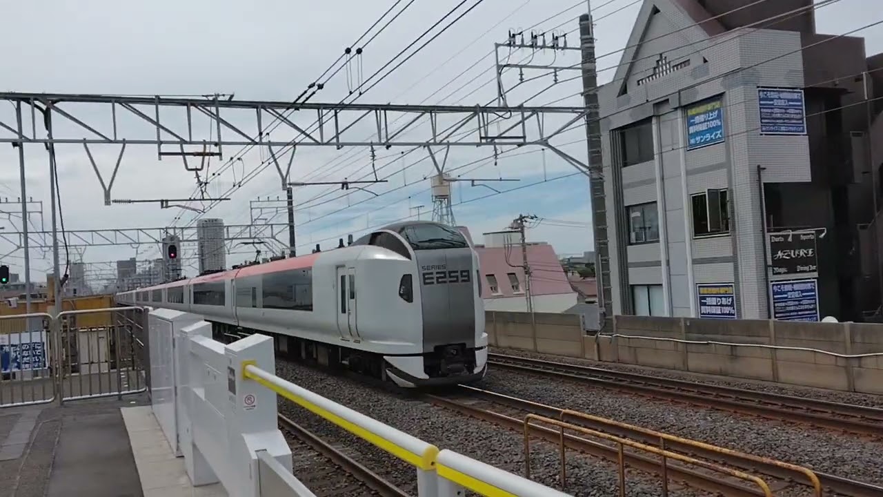 最大26分遅れ!!成田エクスプレス26号下総中山駅を高速通過
