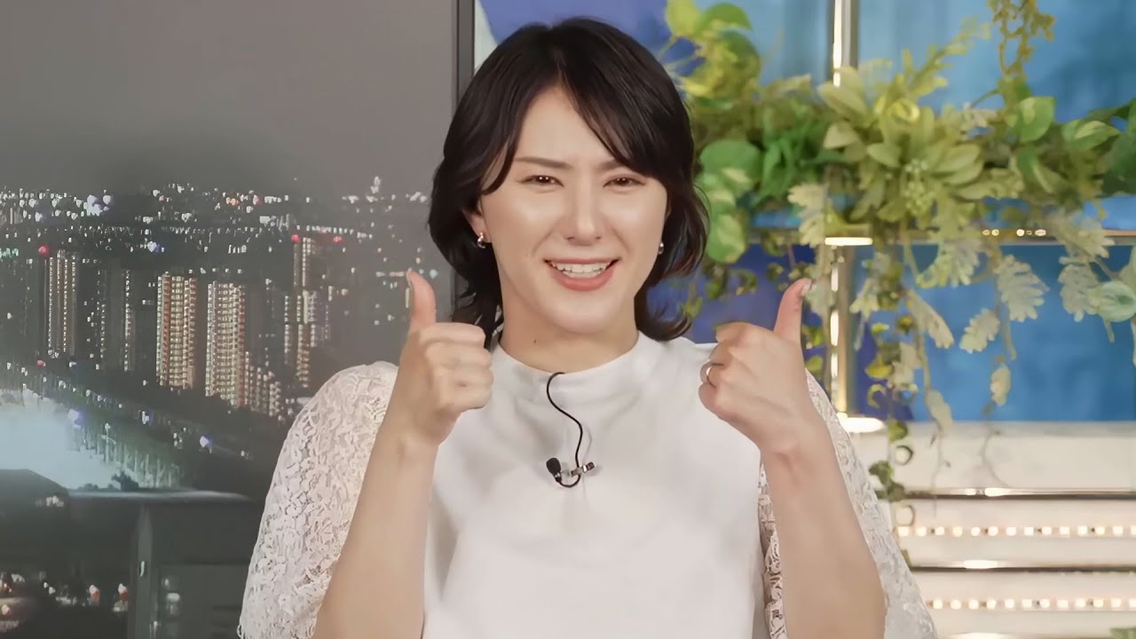 25.05.18 イブニング ゆかりん 衣装紹介 #白井ゆかり 🦀 (4K60fpsアップコン)