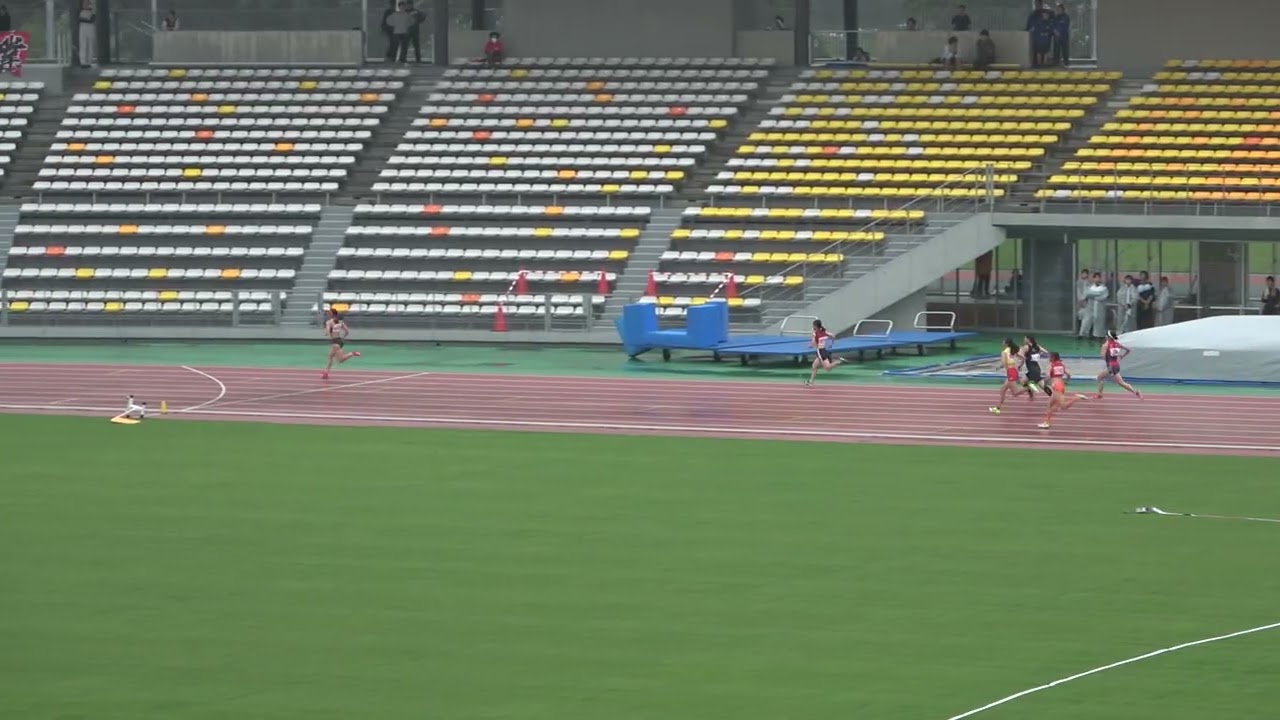 20250524141851宮崎県高校総体女400ｍ予選1組 北林楽衣愛（3） 宮崎商業 宮　崎 1:02.91