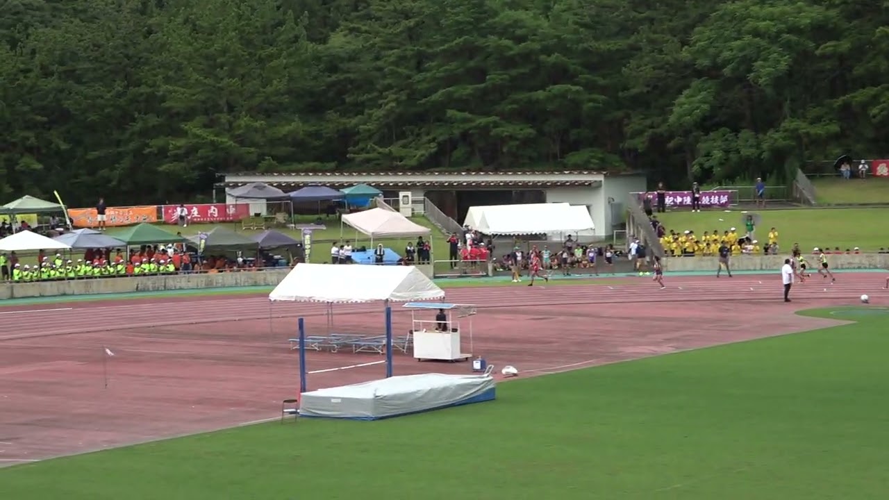 20250723104302宮崎県中学総体低女4×100ｍＲ予選2組 妻/宮崎54"85：長友 葵愛(2)・新城 美空(1)・壹岐 茉叶(1)・肥田木琴葉(2)