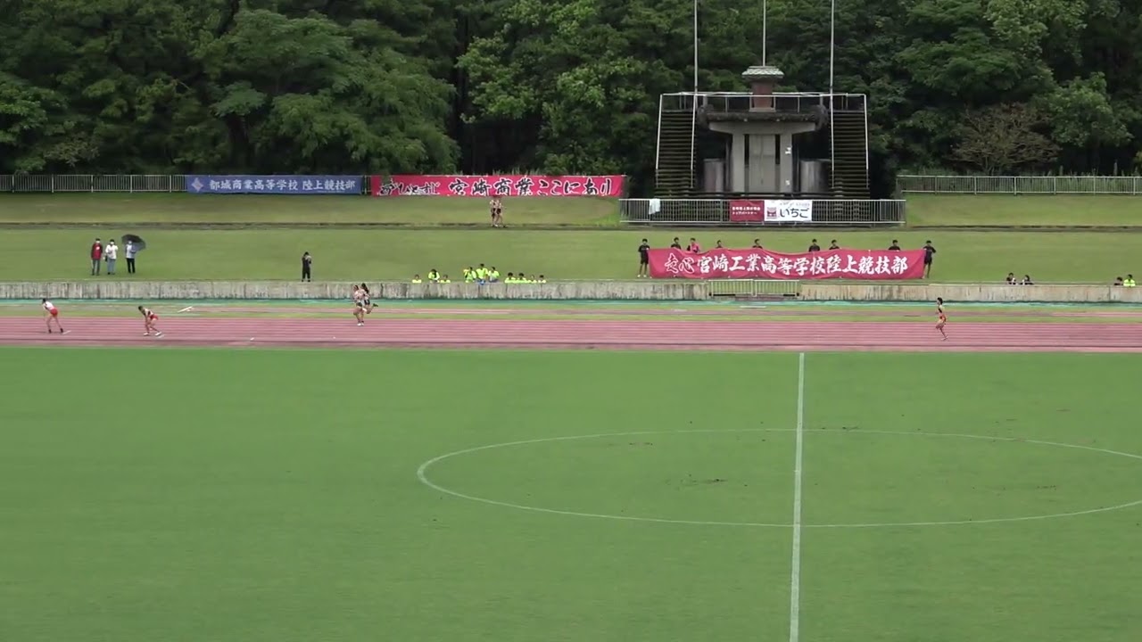 20250809163025宮崎陸上競技協会強化記録会共女4×100ｍＲ2組 宮崎商業高47"71
