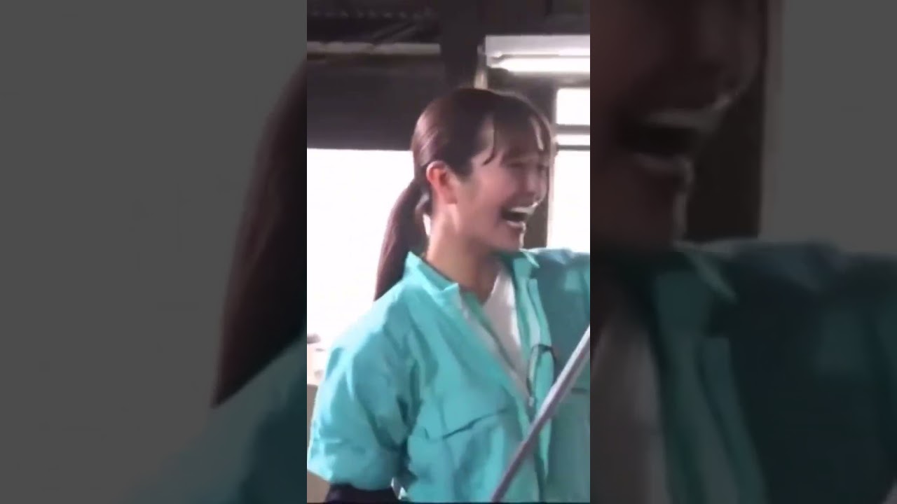 イッテQ 新入り出川ガールをギクシャクさせるデヴィ夫人w イッテQの名場面集でした！続きはHuluで全部見れるので是非そちらで見てください！#イッテQ #shorts #出川 #デヴィ夫人