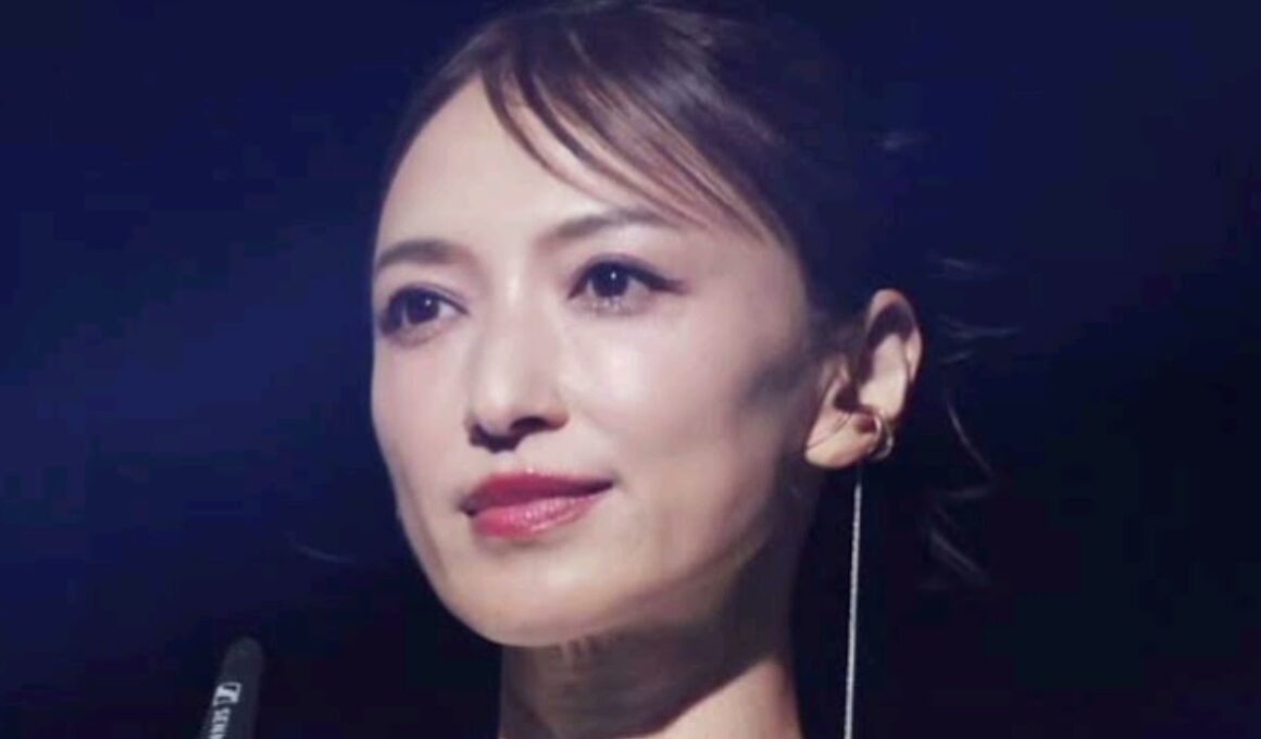 39歳・岸本梓さんの訃報に『ズムサタ』共演の望月理恵が追悼「妹のような存在」「亡くなる前日も言葉を交わし」