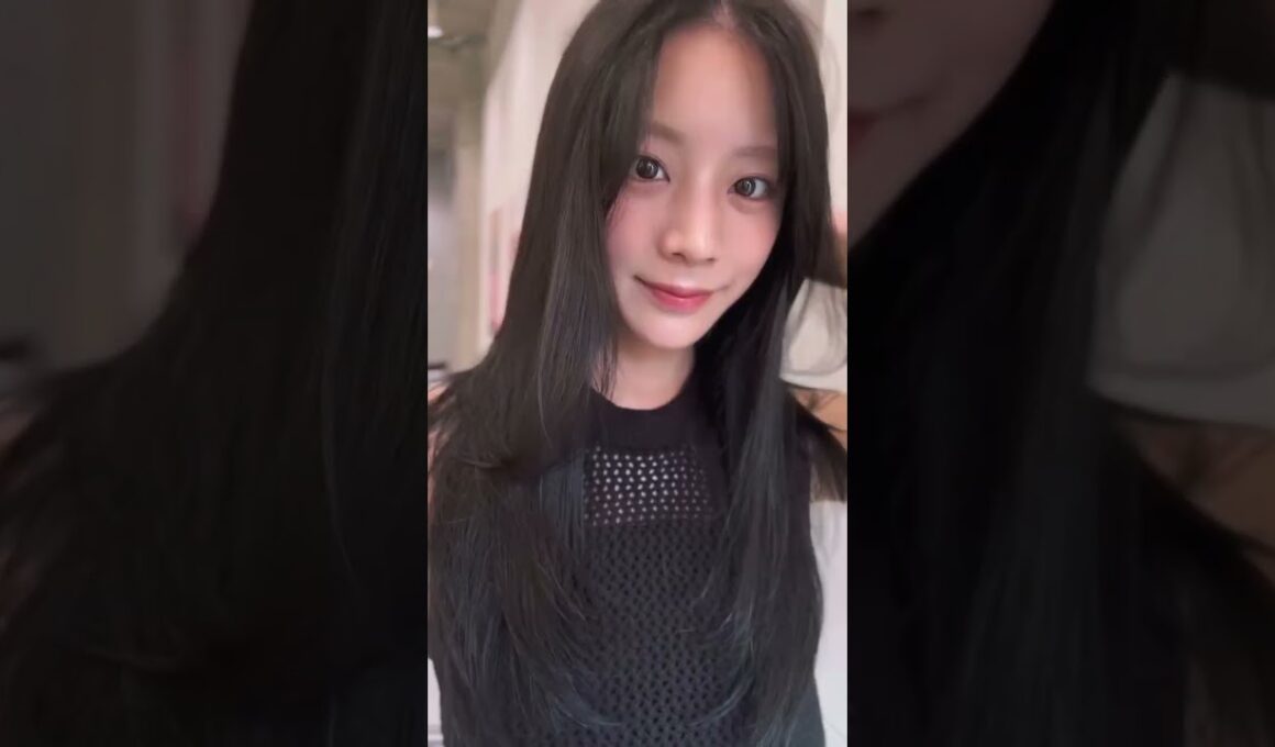 貴島 明日香 最近は黒髪が落ち着く…☺️  水素トリートメントもしてもらってさらっさらだ〜