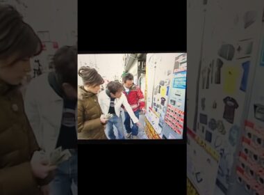 モヤさま　千円自販機1