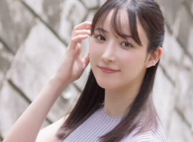 📻✨＜山崎あみ＞“美しすぎるラジオDJ”が「FLASH」初表紙🎉 170cm音大美女のすごすぎボディに衝撃🔥
