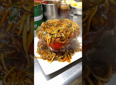 【衝撃】あまりに出てくる量が多すぎて笑う！常連続出の地元密着デカ盛り中華食堂が優しさの塊だった