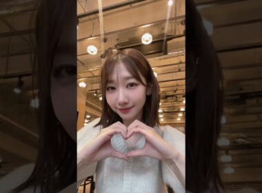 元AKB48 柏木由紀☃️さっきスタバで世界で1番大事なメールを消しました📩☕️