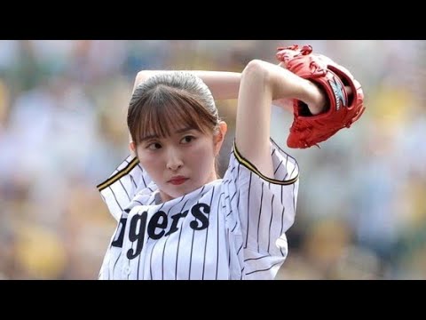⚾✨佐藤佳奈アナ、甲子園で豪快始球式！ショーパン＆背番号8姿にどよめき👏🌟
