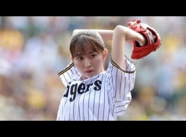 ✨甲子園どよめく！佐藤佳奈アナの豪快始球式⚾