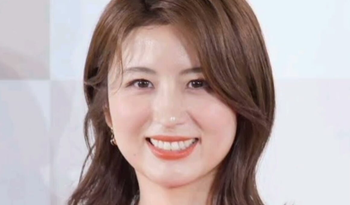 ＜宇賀なつみ＞サウナの女神と入浴ショット　アイスランドで温泉とサウナ満喫