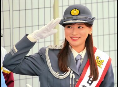 『皆藤 愛子』北沢警察署 一日警察署長 Photo MV