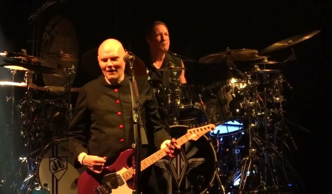 "Today" The Smashing Pumpkins Live in Hiroshima Japan