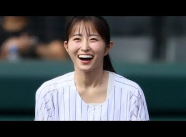 【阪神】読売テレビ佐藤佳奈アナが始球式　胸を張って豪快なワインドアップからワンバウンド投球